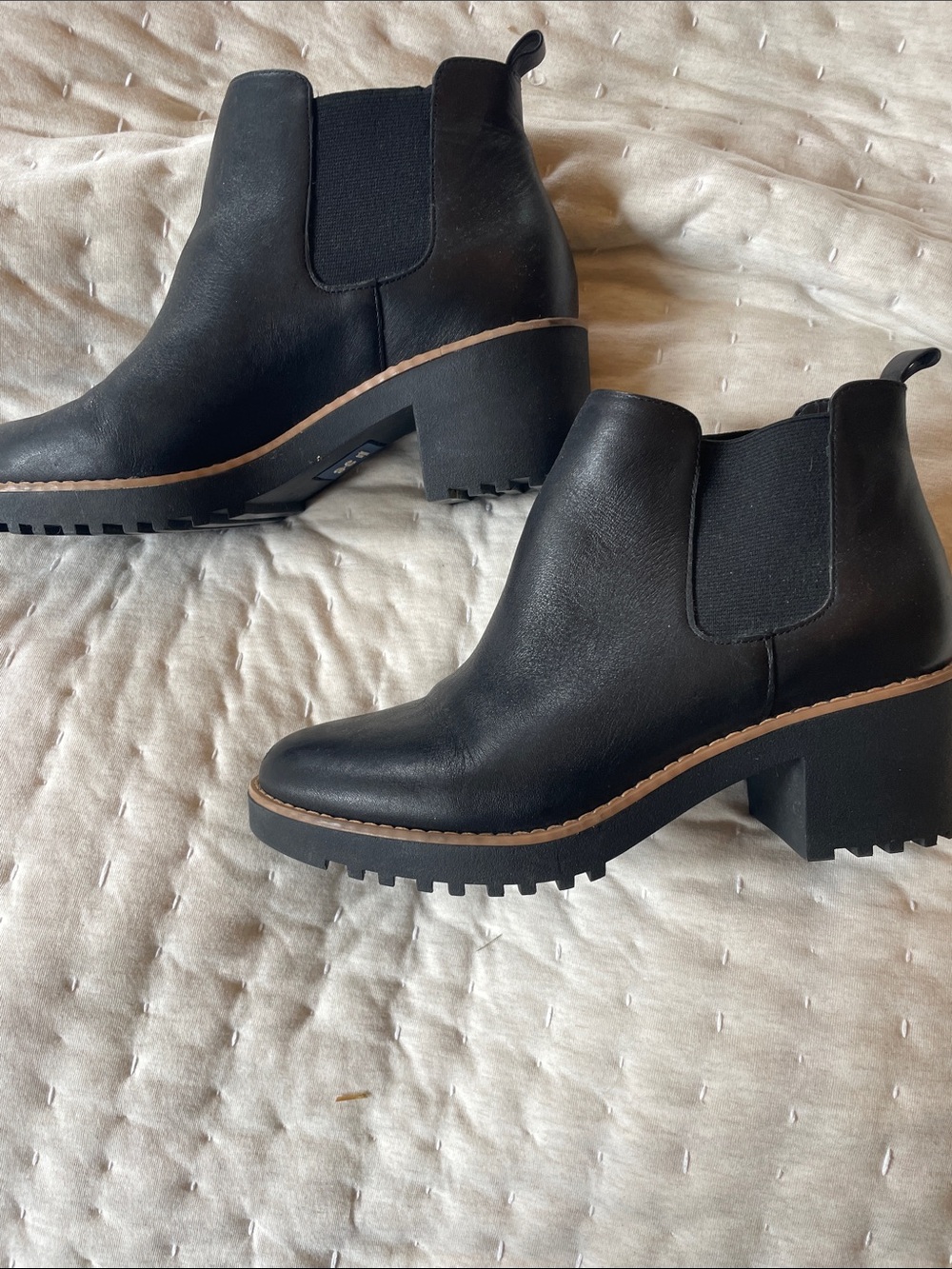 Nordstrom Black Chelsea Lug Sole Block Heel Booties